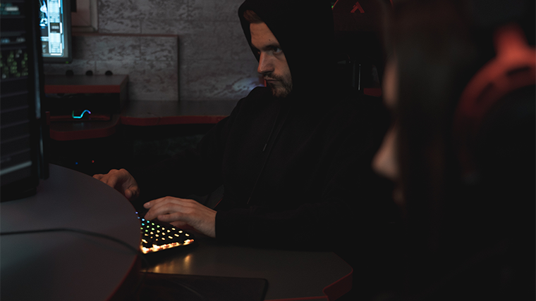 Two signs you are under hack attack